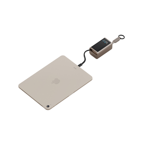 Energea Compac Arc 45W PD 10000mAh Power Bank Built-In USB-C Cable - Gold - بطارية متنقلة - انيرجيا - سعة 10000 - عدد 1 سلك شاحن تايب سي - شاشة رقميه - قوة 45 واط - كفالة 24 شهر