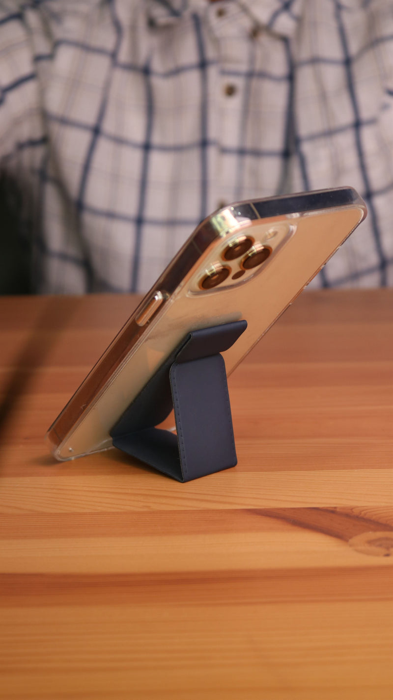 Dark Blue Grip with Clear Case and Grip Horizontal, Vertical and Magnetic Stand - كفر حماية مع مسكة وستاند جانبي ورأسي ومغناطيس للسيارة