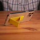 Yellow Grip with Clear Case and Grip Horizontal, Vertical and Magnetic Stand - كفر حماية مع مسكة وستاند جانبي ورأسي ومغناطيس للسيارة
