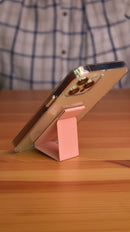 Pink Grip, Horizontal, Vertical and Magnetic Stand - مسكة وستاند جانبي ورأسي ومغناطيس للسيارة
