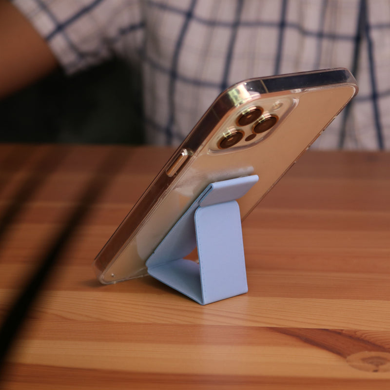 Light Blue Grip, Horizontal, Vertical and Magnetic Stand - مسكة وستاند جانبي ورأسي ومغناطيس للسيارة