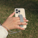 Uniq Hybrid Heldro Mount Series - Dove Matte Clear - كفر حماية عالية مع مغناطيس للسيارة ومسكة شريطة وخيط علاقة - يونيك