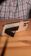 Black Grip, Horizontal, Vertical and Magnetic Stand - مسكة وستاند جانبي ورأسي ومغناطيس للسيارة