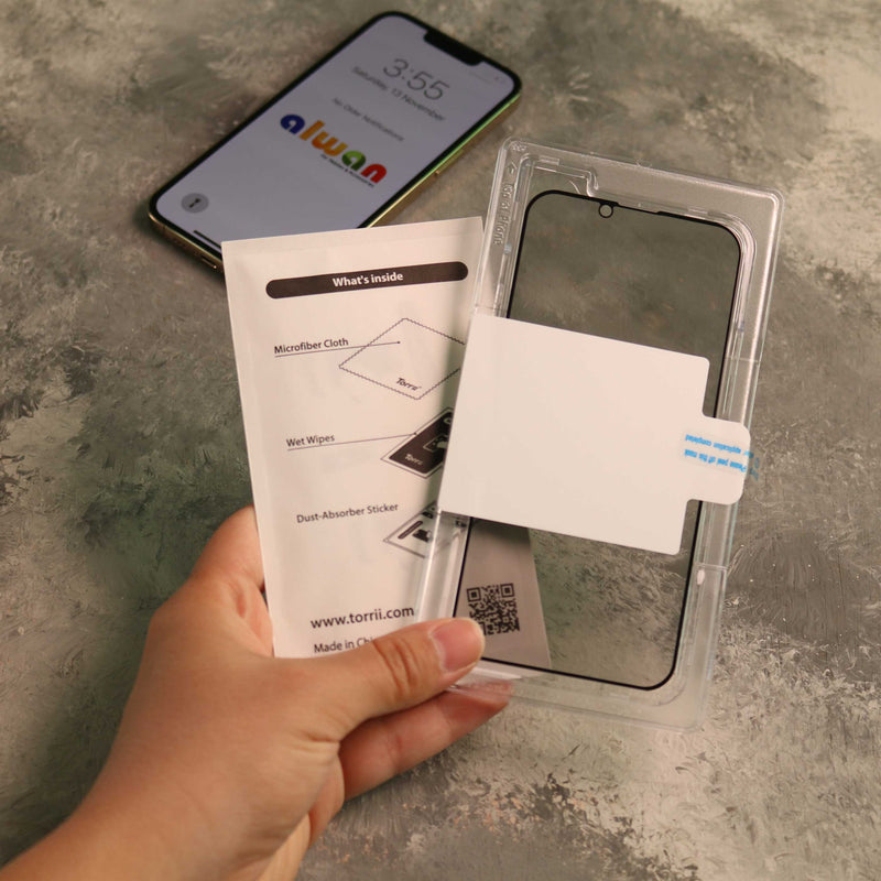 Torrii BODYGLASS Screen Protector Anti-Bacterial Coating for iPhone 16 Series - Privacy - حماية شاشة خصوصية برايفسي - توري - مقاومة للخدش والبكتيريا