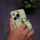 Light Green Crocodile Pattern Wallet Case with Grip - كفر مع ستاند و مسكة شريطة وميدالية ومحفظة للبطاقات