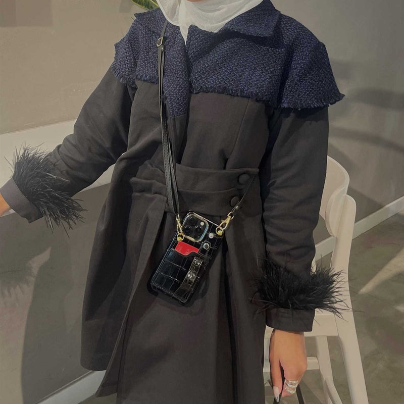 Black Leather Case with Grip, Card Slot and Strap Lanyard - كفر جلد مع مسكة ومحفظة للبطاقات والنقود وخيط سلسة علاقة